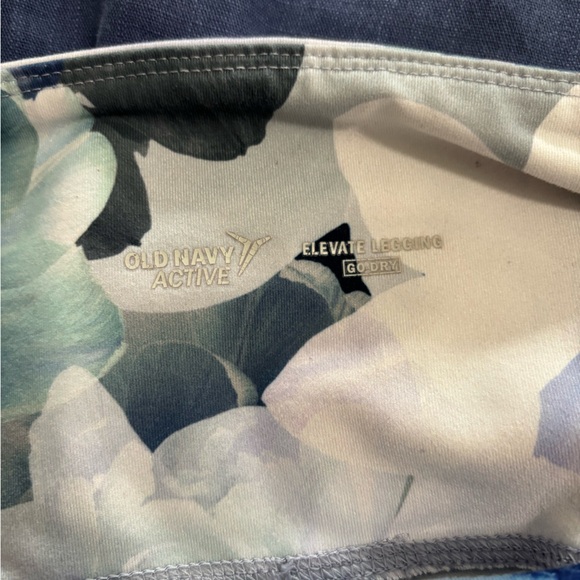 Old Navy Women’s Leggings - Purple and Blue Floral - Picture 3 of 3